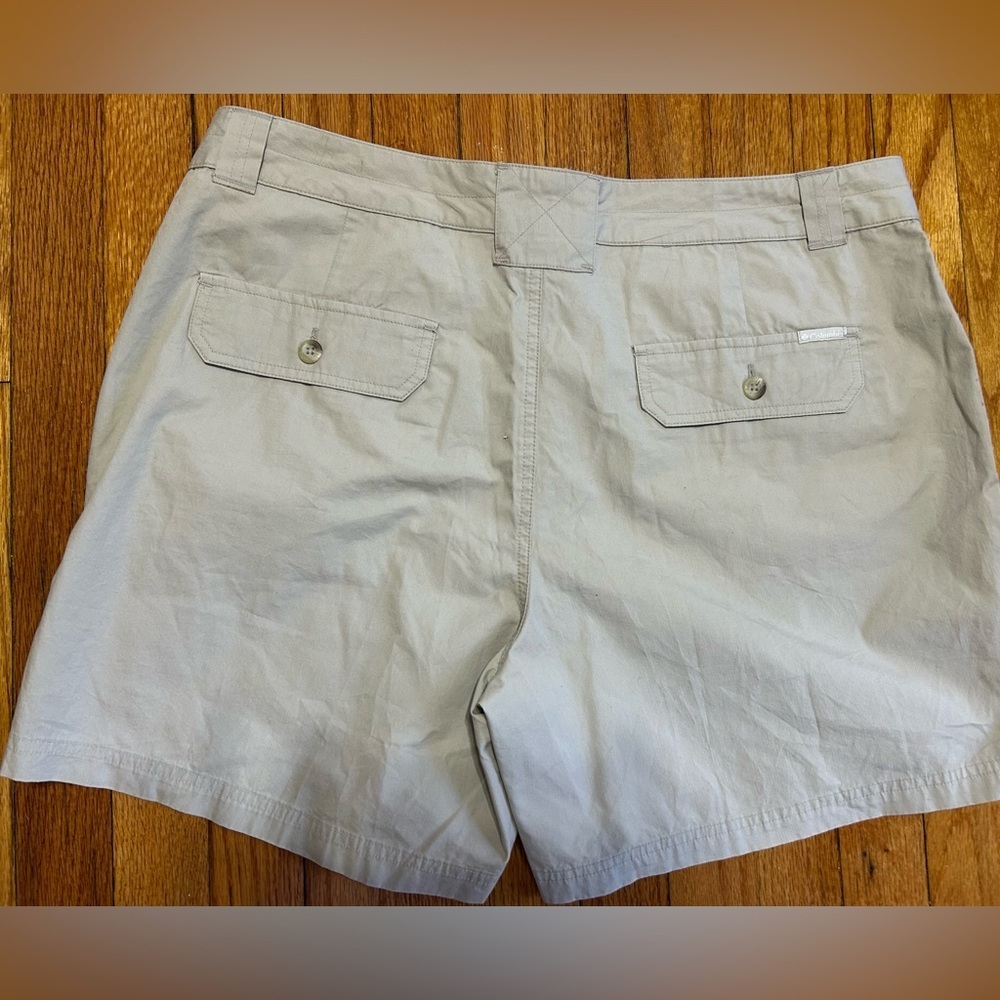 Columbia Cape Kiwanda Remix Shorts Women's 16 Beige Hiking Outdoors - Picture 4 of 5